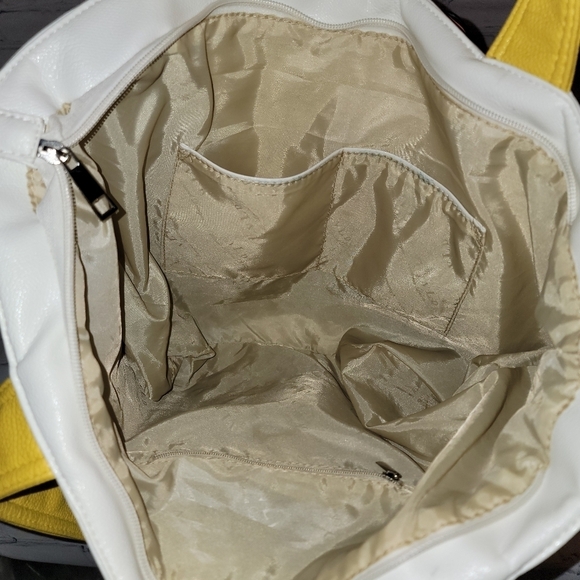 Victoria Leland designs. Unique leather handbag/shoulder bag - Picture 7 of 9